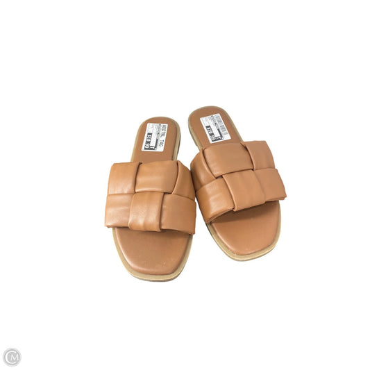 Sandals Flats By Universal Thread In Brown, Size: 7