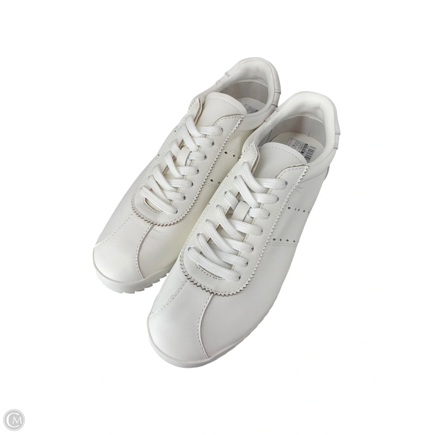 Shoes Sneakers By Steve Madden In White, Size: 9.5