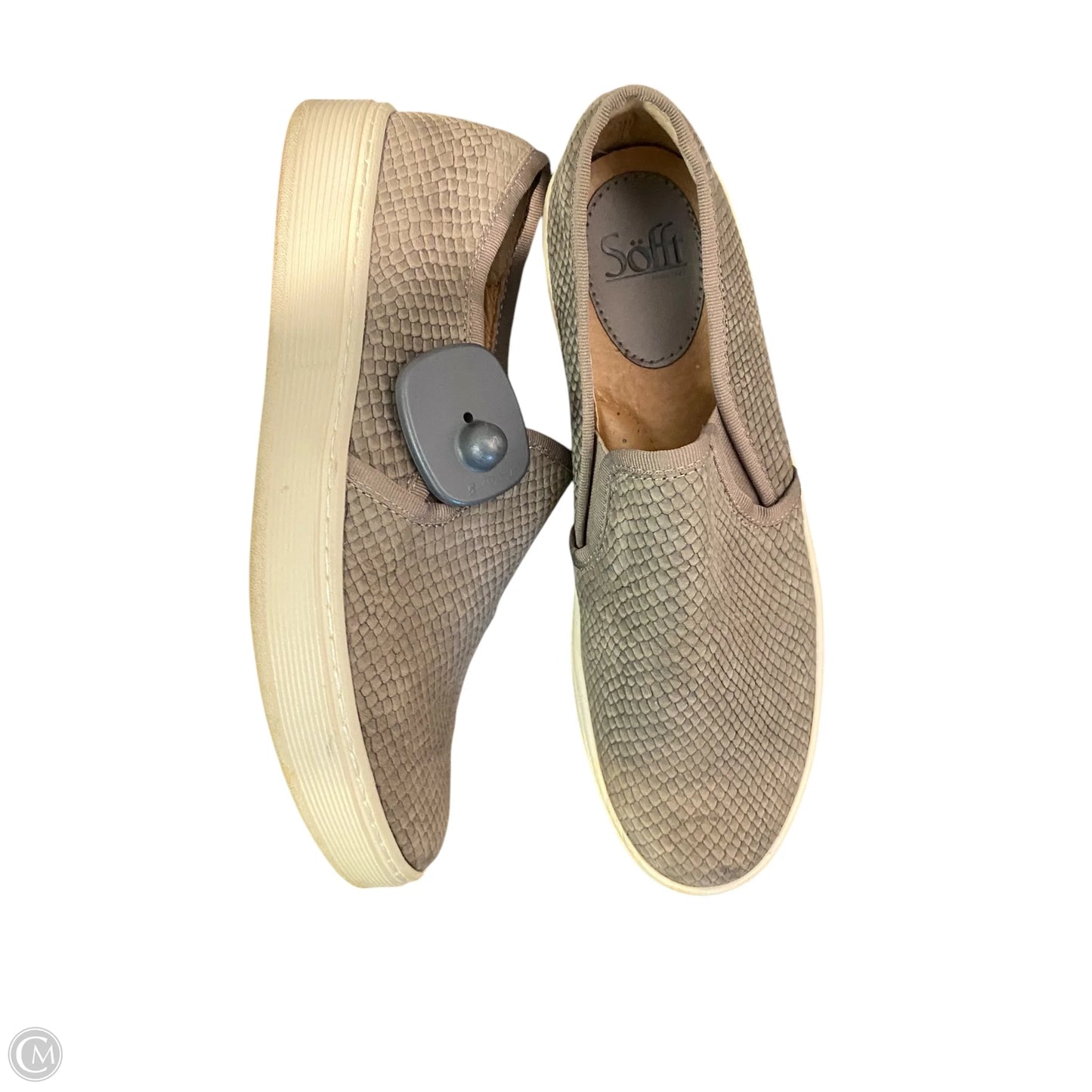 Shoes Sneakers By Sofft In Grey, Size: 9