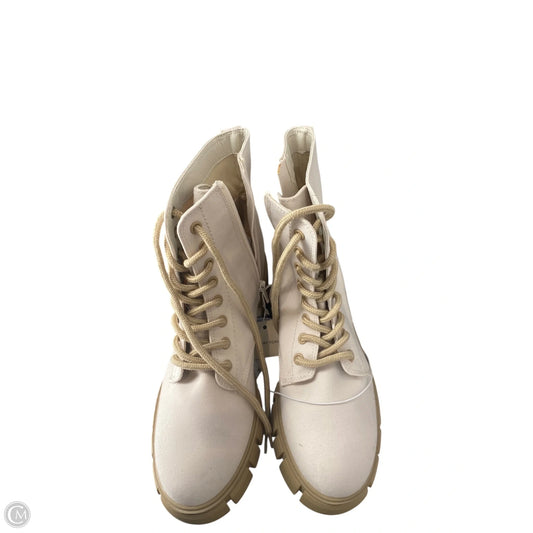 Boots Combat By Universal Thread In Cream, Size: 8.5