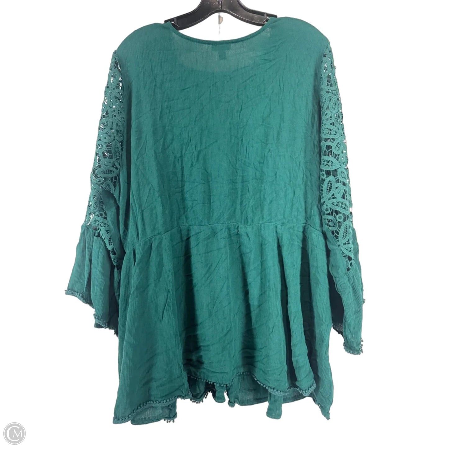 Top Long Sleeve By Torrid In Green, Size: 3x