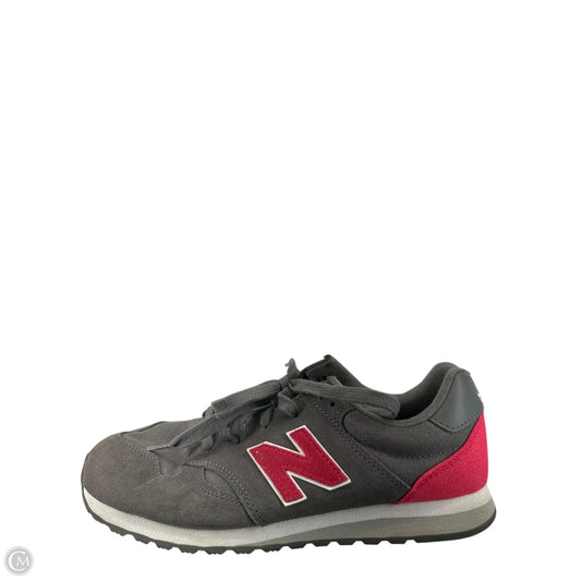 Shoes Sneakers By New Balance In Grey, Size: 7