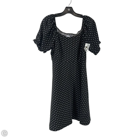 Dress Casual Short By Clothes Mentor In Black & White, Size: L