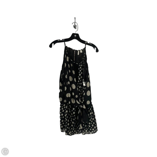 Blouse Sleeveless By Cato In Polkadot Pattern, Size: Xl