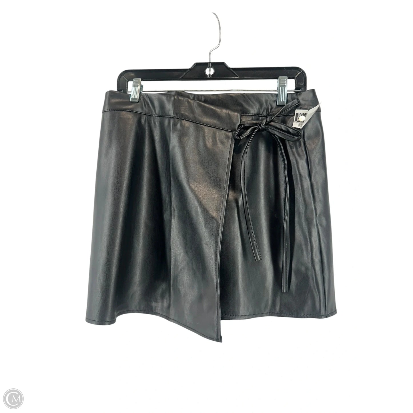 Skirt Mini & Short By Clothes Mentor In Black, Size: L