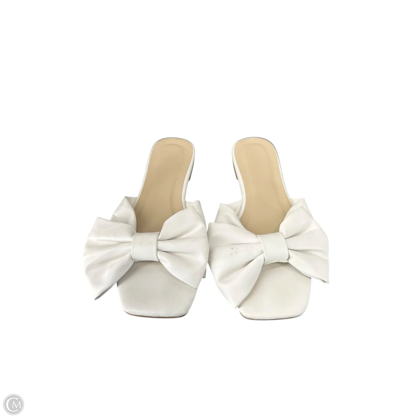 Sandals Flats By Clothes Mentor In White, Size: 10
