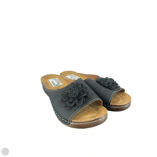 Sandals Flats By Clothes Mentor In Black, Size: 9