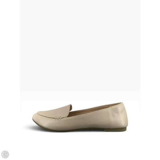 Shoes Flats By Clothes Mentor In Beige, Size: 8.5