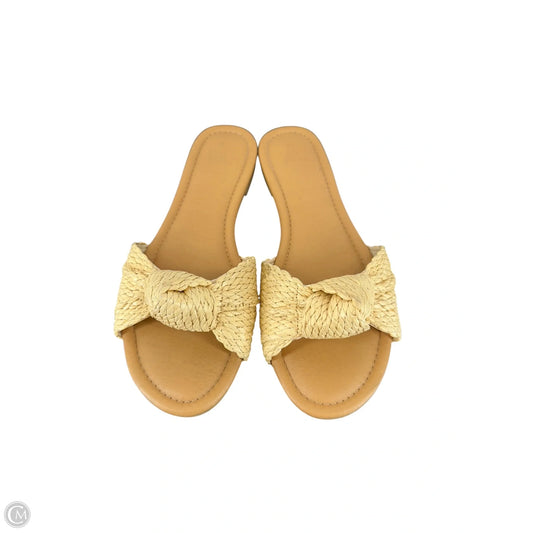 Sandals Flats By Time And Tru In Tan, Size: 10