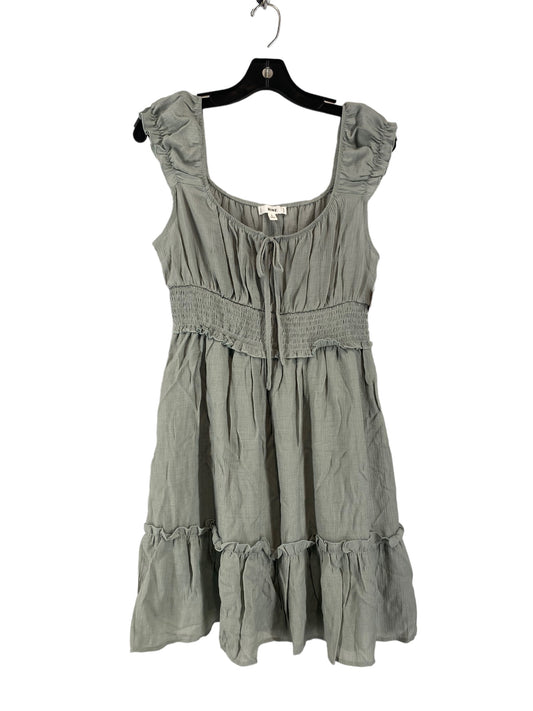 Dress Casual Short By Mine  Size: L