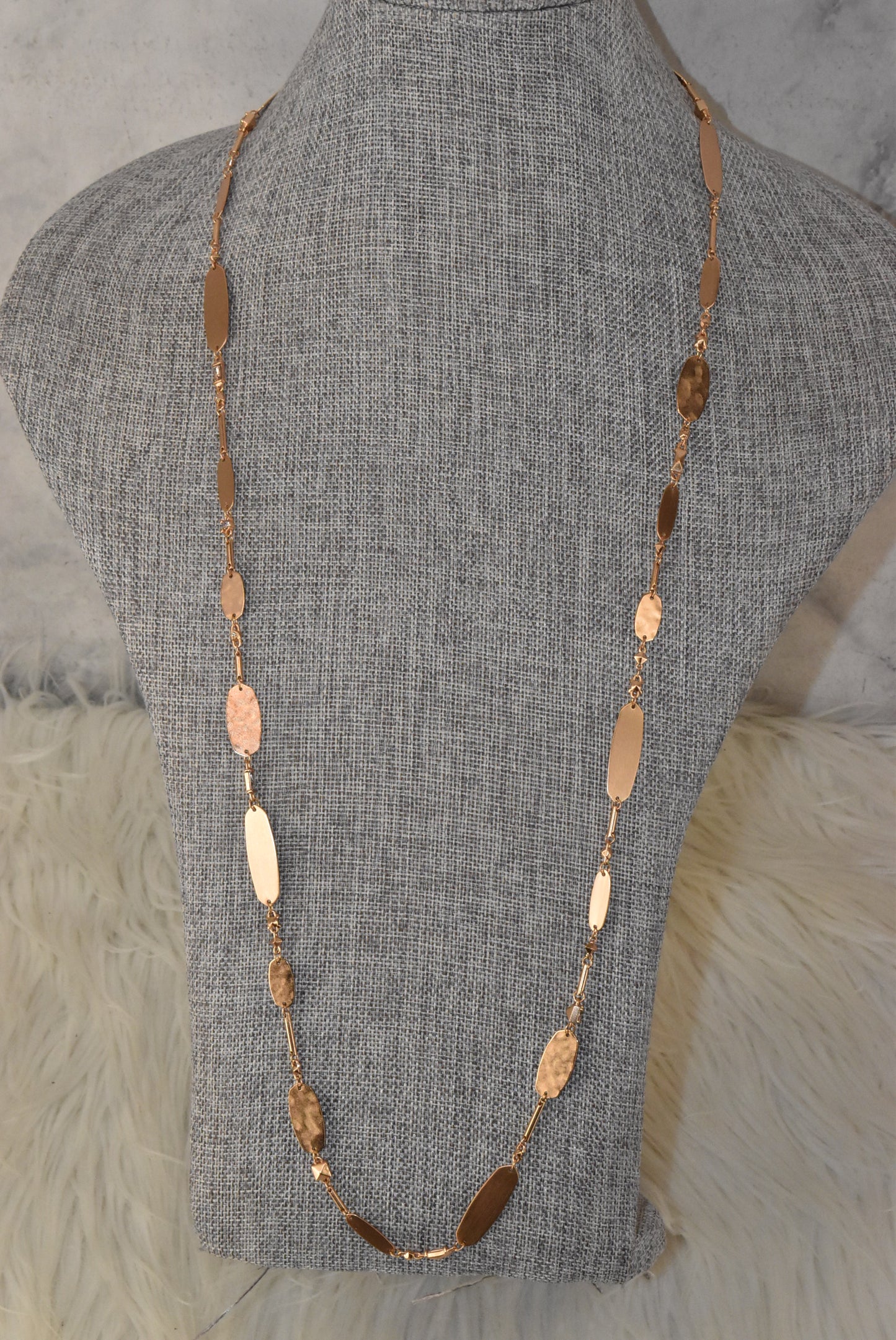 Necklace Designer By Kendra Scott