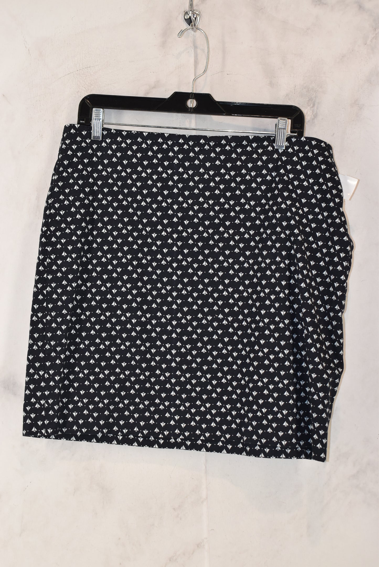 Skirt Midi By Ann Taylor  Size: 14