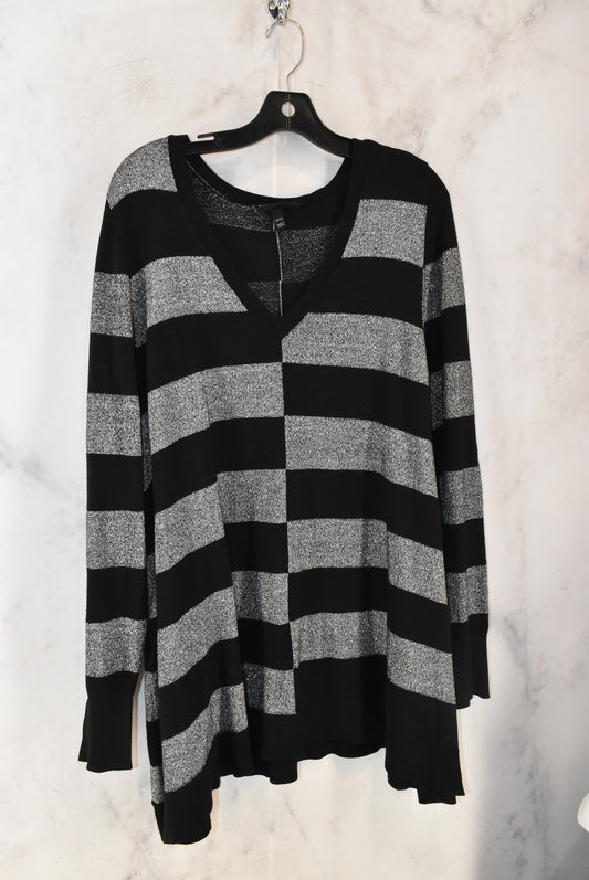 Sweater By Lane Bryant  Size: 22womens