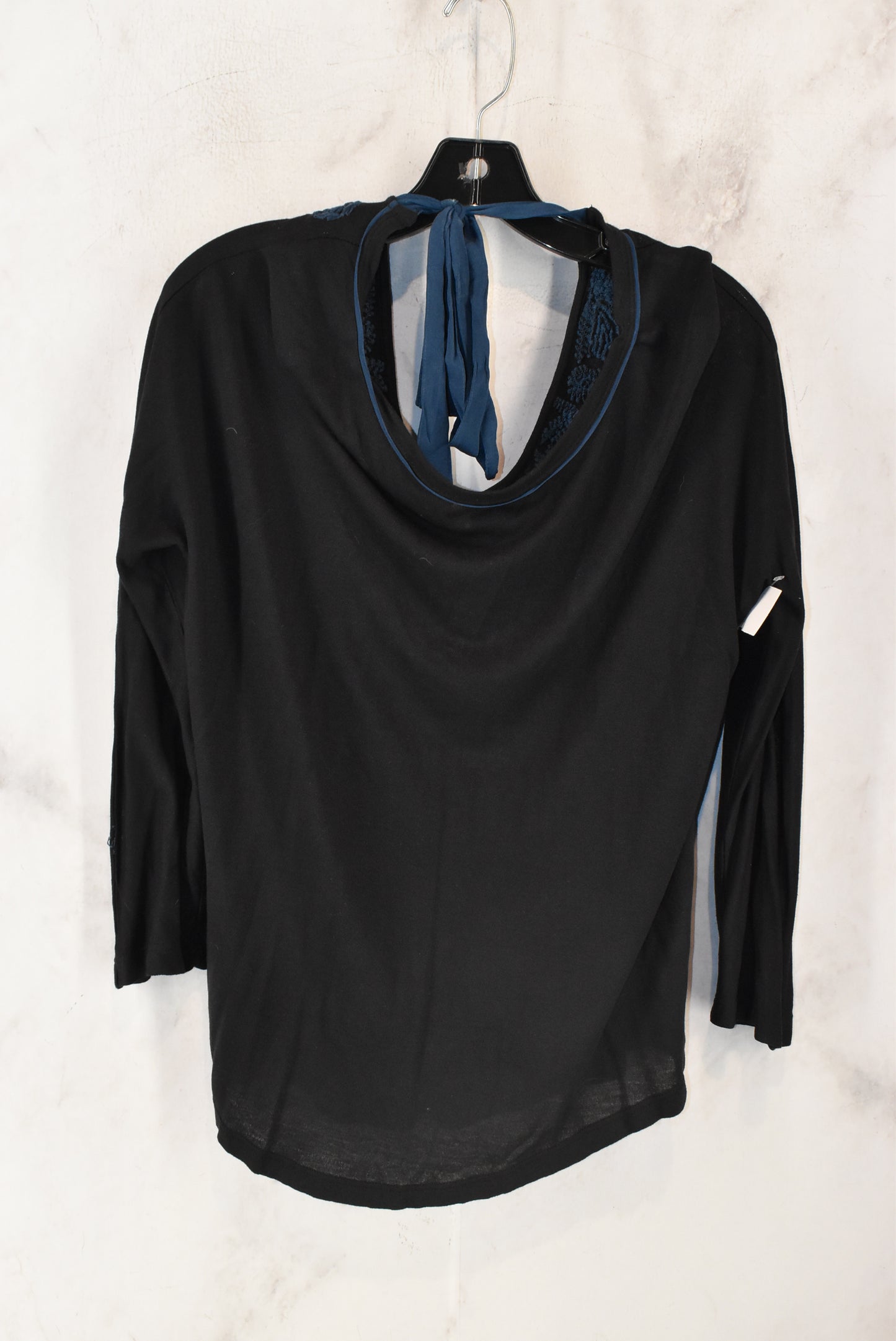 Top Long Sleeve By Akemi And Kin  Size: S