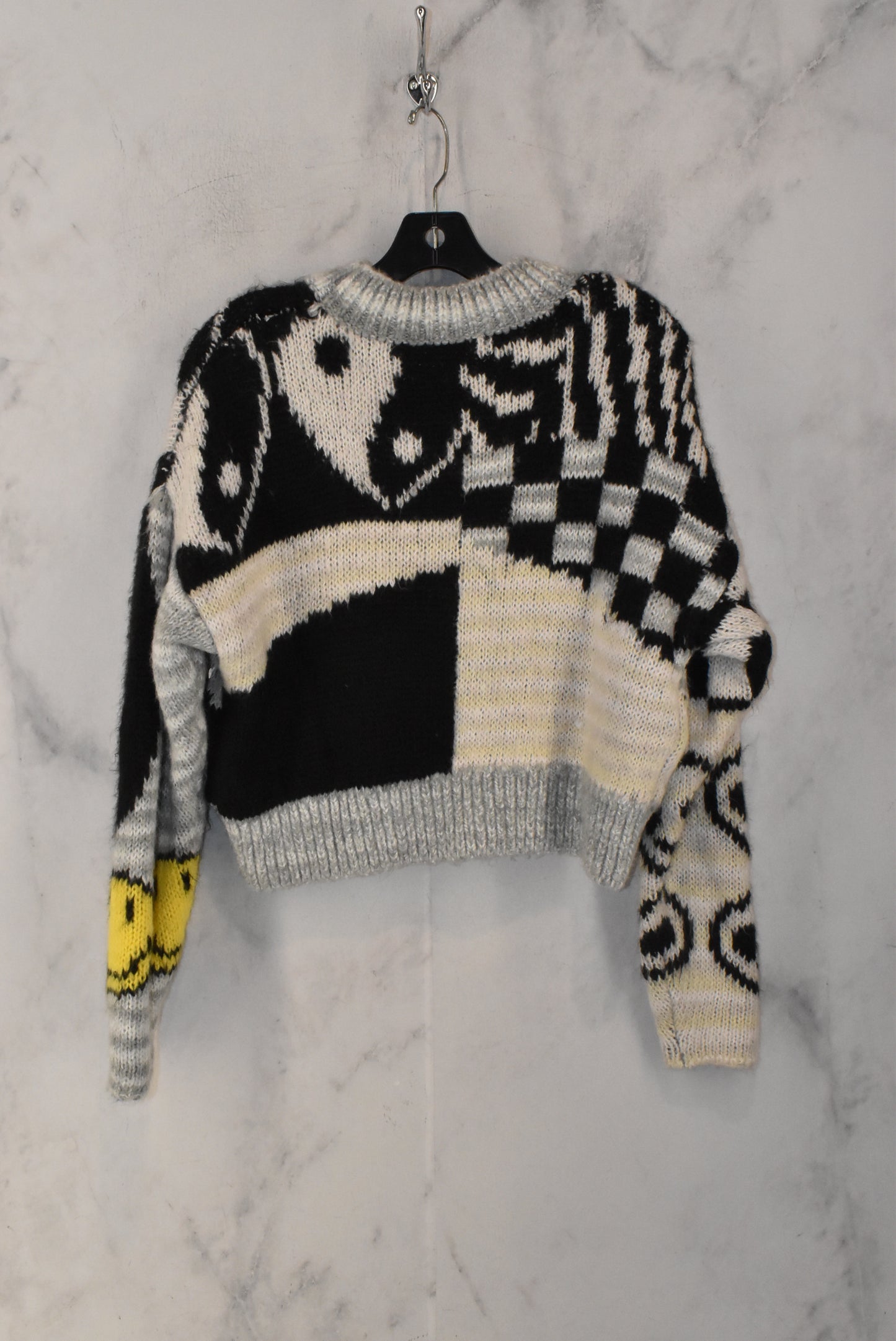 Sweater By Urban Outfitters  Size: S