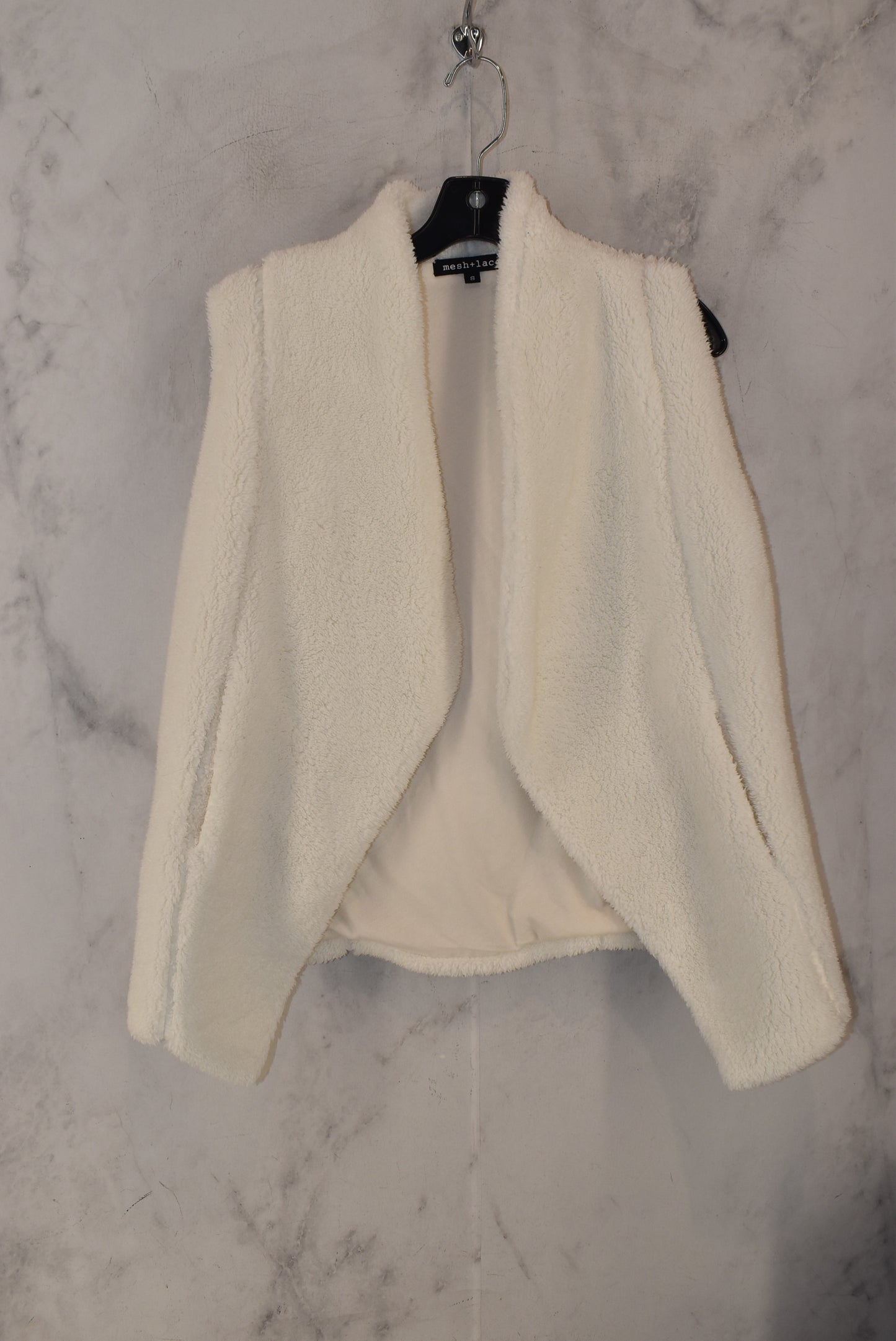 Vest Faux Fur & Sherpa By Clothes Mentor  Size: S