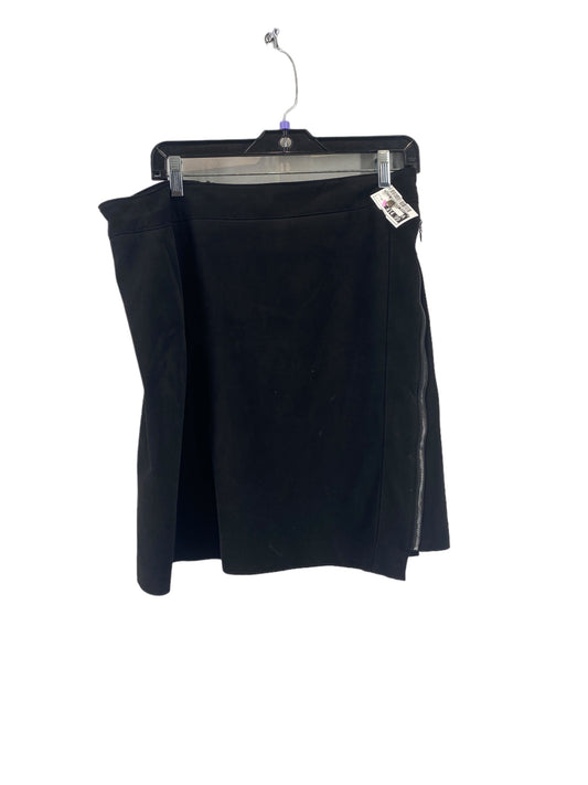 Skirt Mini & Short By White House Black Market  Size: 12