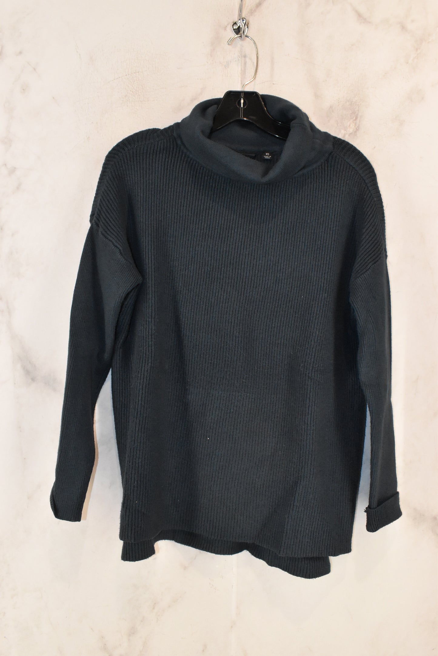 Sweater By Cyrus Knits  Size: Xs