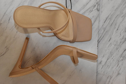 Shoes Heels Stiletto By Forever 21  Size: 9