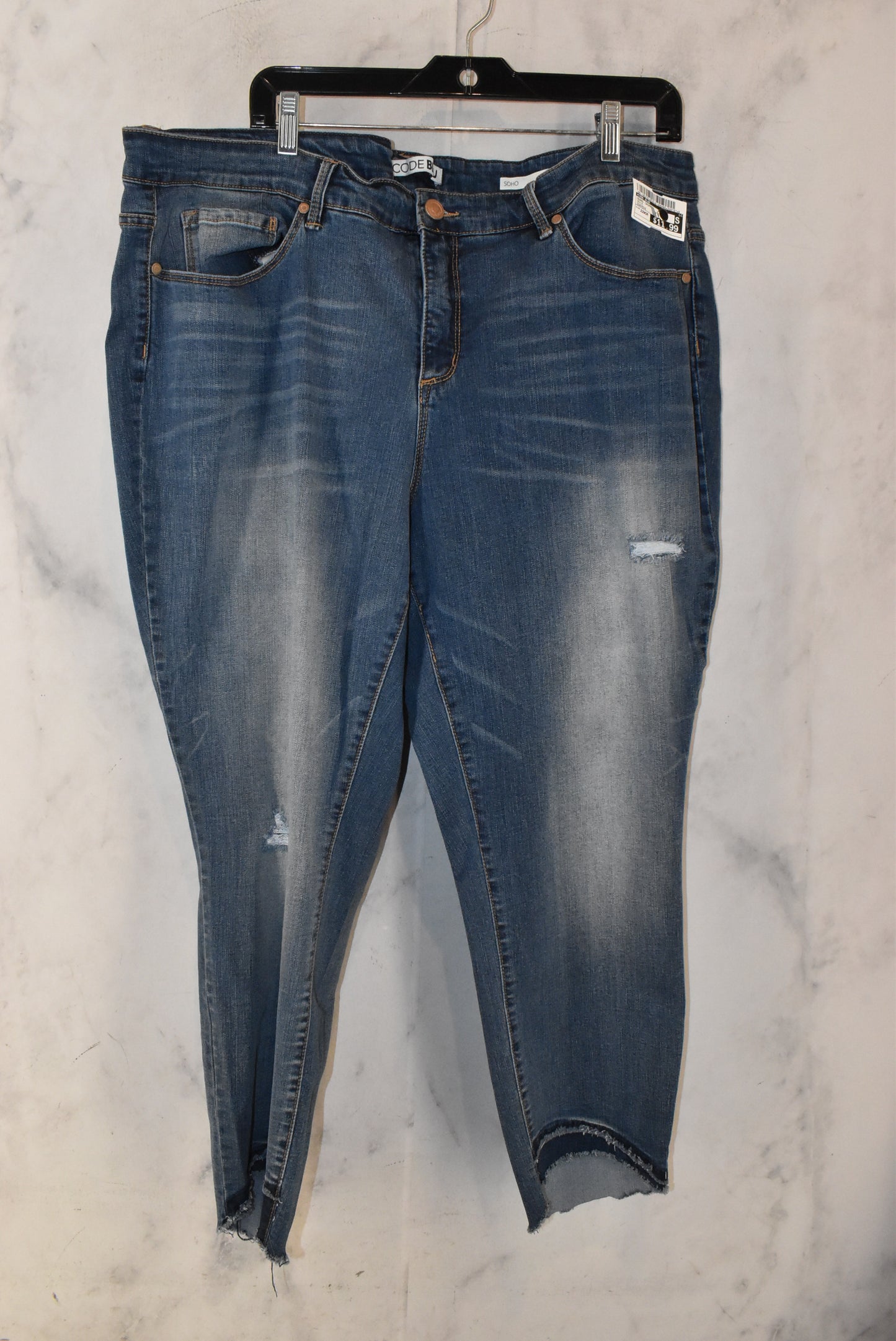 Jeans Cropped By Code Blue  Size: 22womens