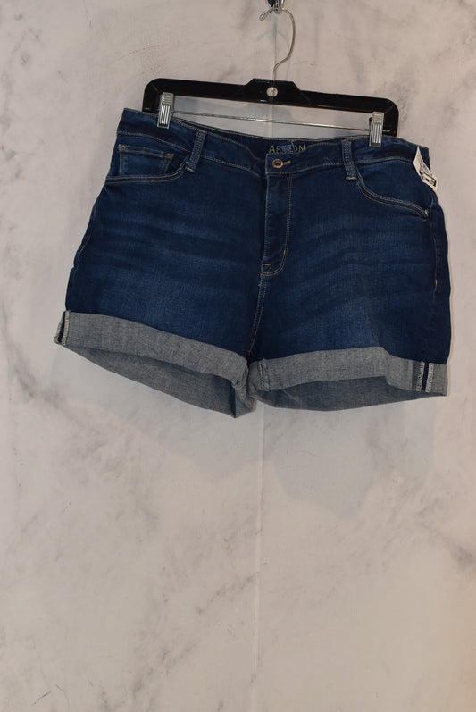 Shorts By Arizona  Size: 2x